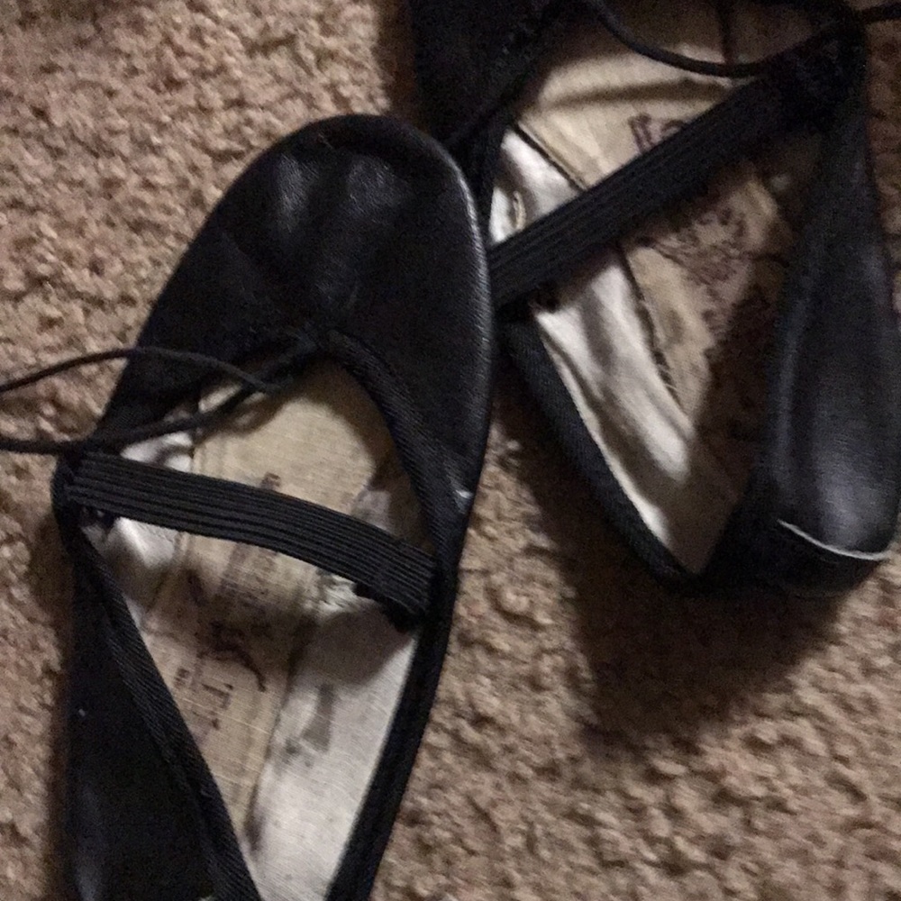 Ballet shoes - Picture 3 of 3